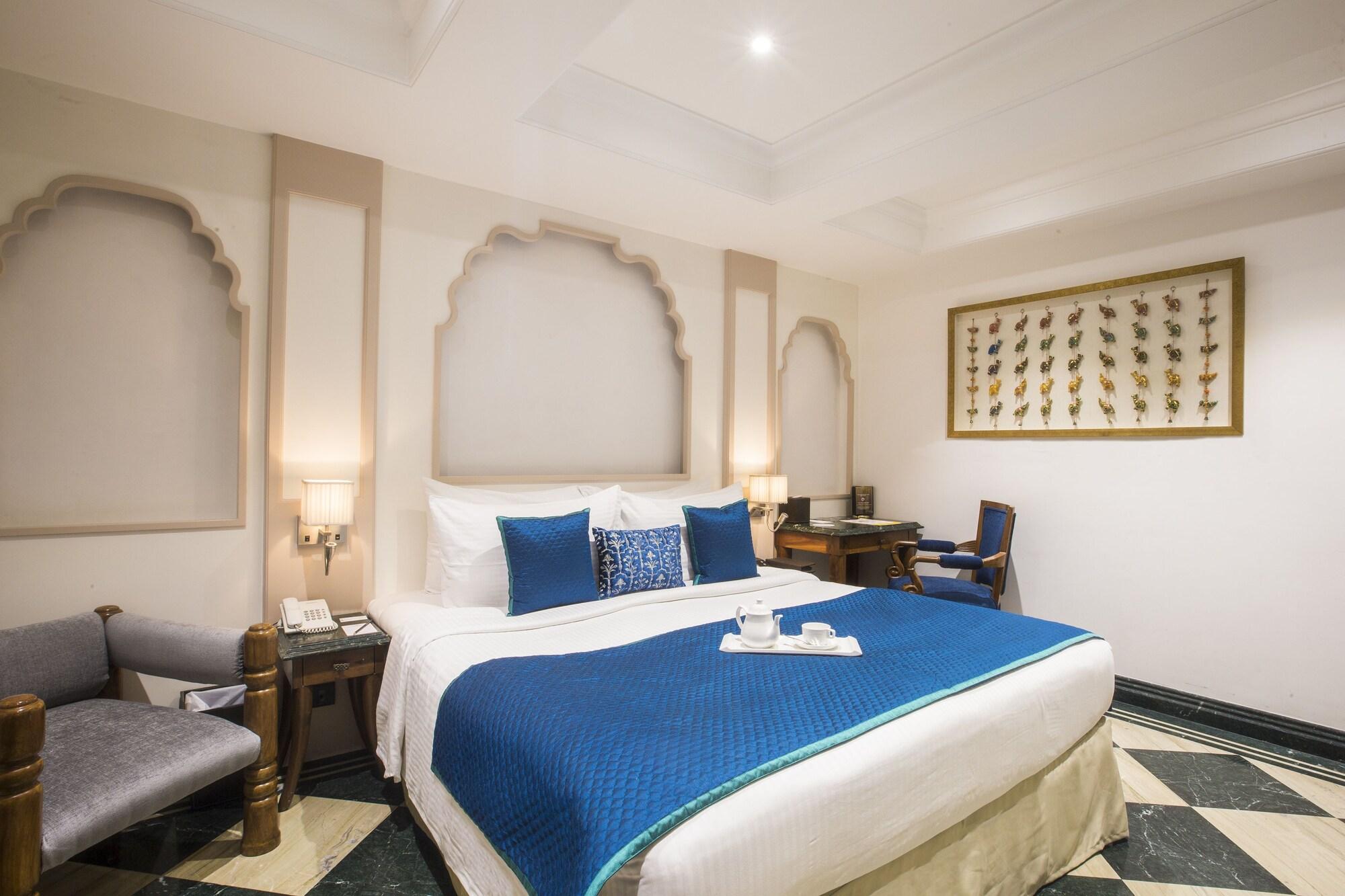 Hotel Bawa Continental Mumbai Exteriör bild