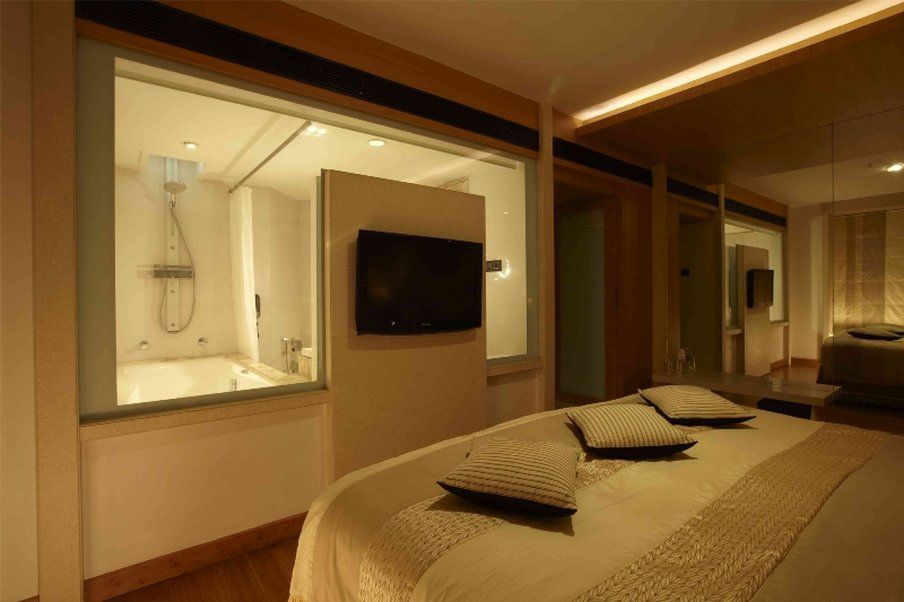 Hotel Bawa Continental Mumbai Exteriör bild